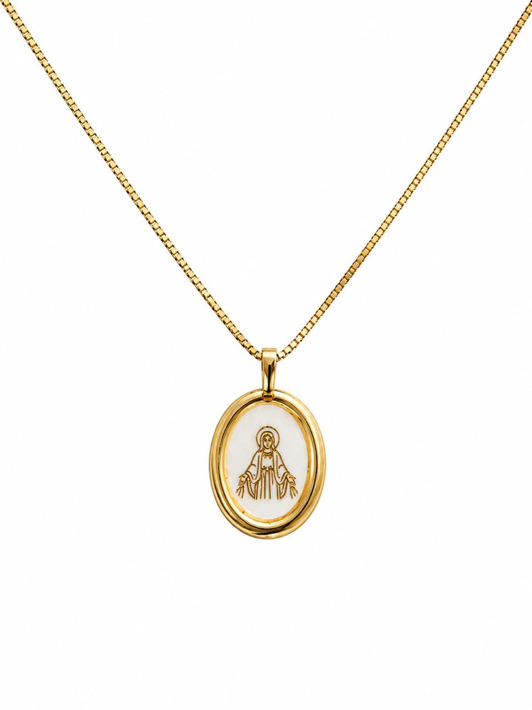 [089] Colar Dourado Oval com Resina de Nossa Senhora das Graças